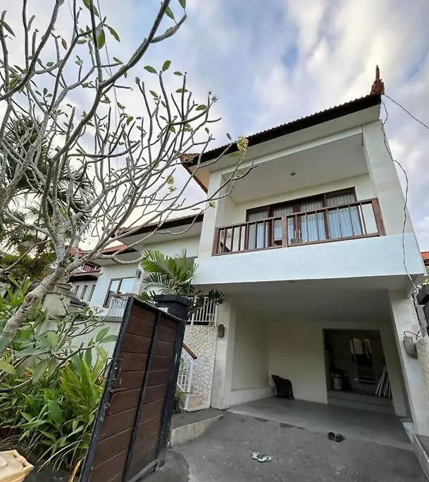 A 3 Bedrooms Lovely House In Nusa Dua Badung  Indonésia